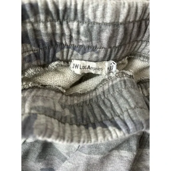 JW Los Angeles Johnny Was Camo Embroidered Floral Joggers Sweatpants Medium BOHO - Picture 4 of 6